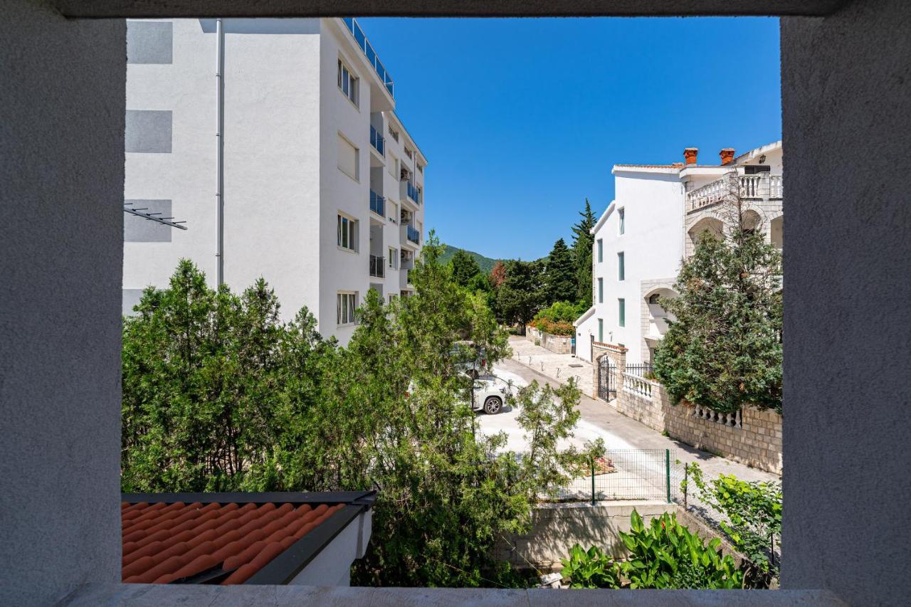 Studio Apartments Marea 2 Budva Exteriör bild