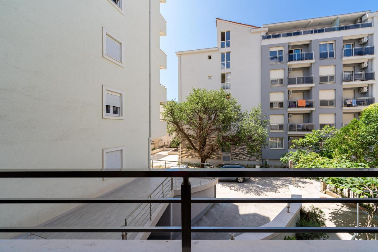 Studio Apartments Marea 2 Budva Exteriör bild