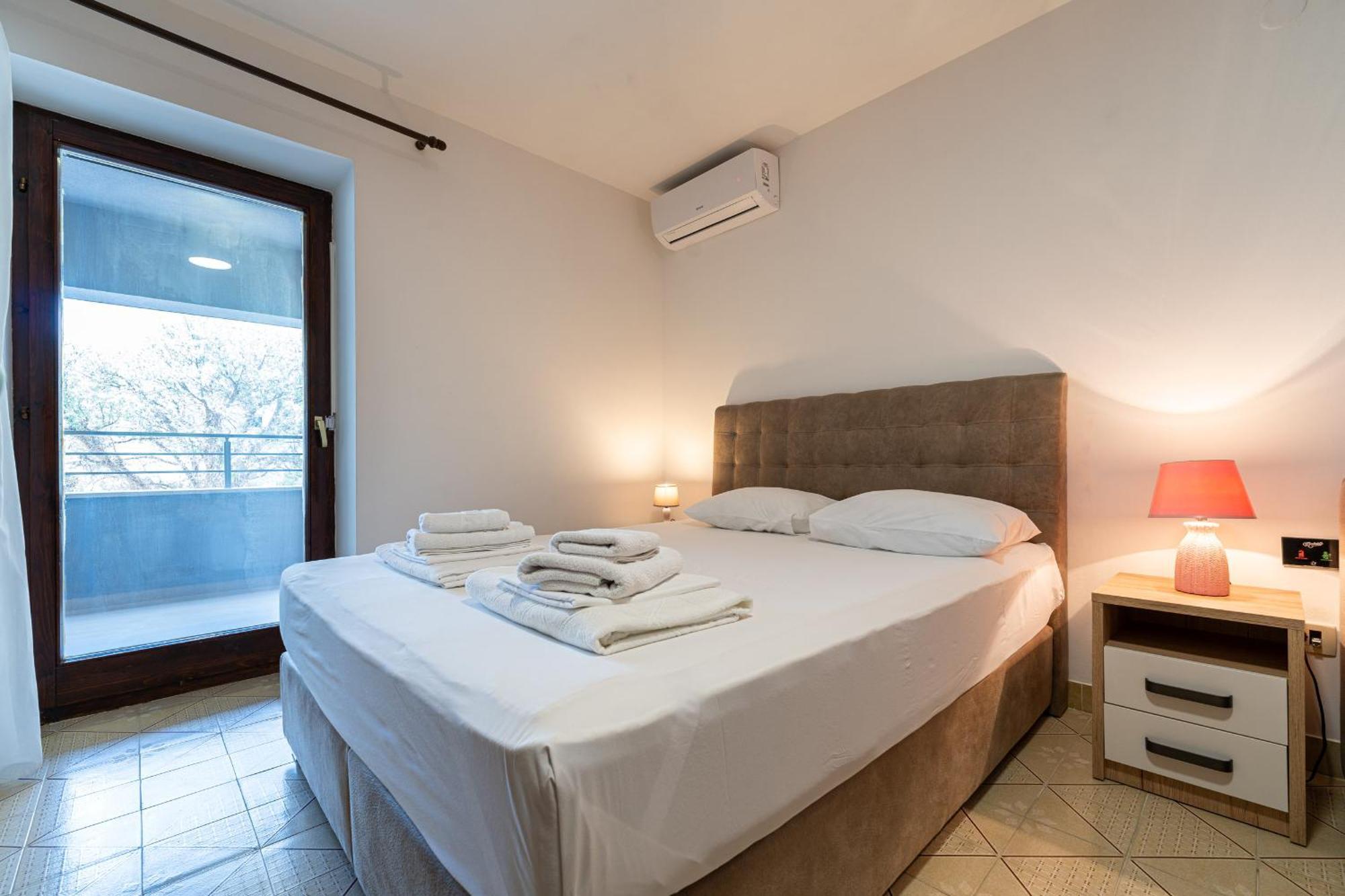 Studio Apartments Marea 2 Budva Rum bild