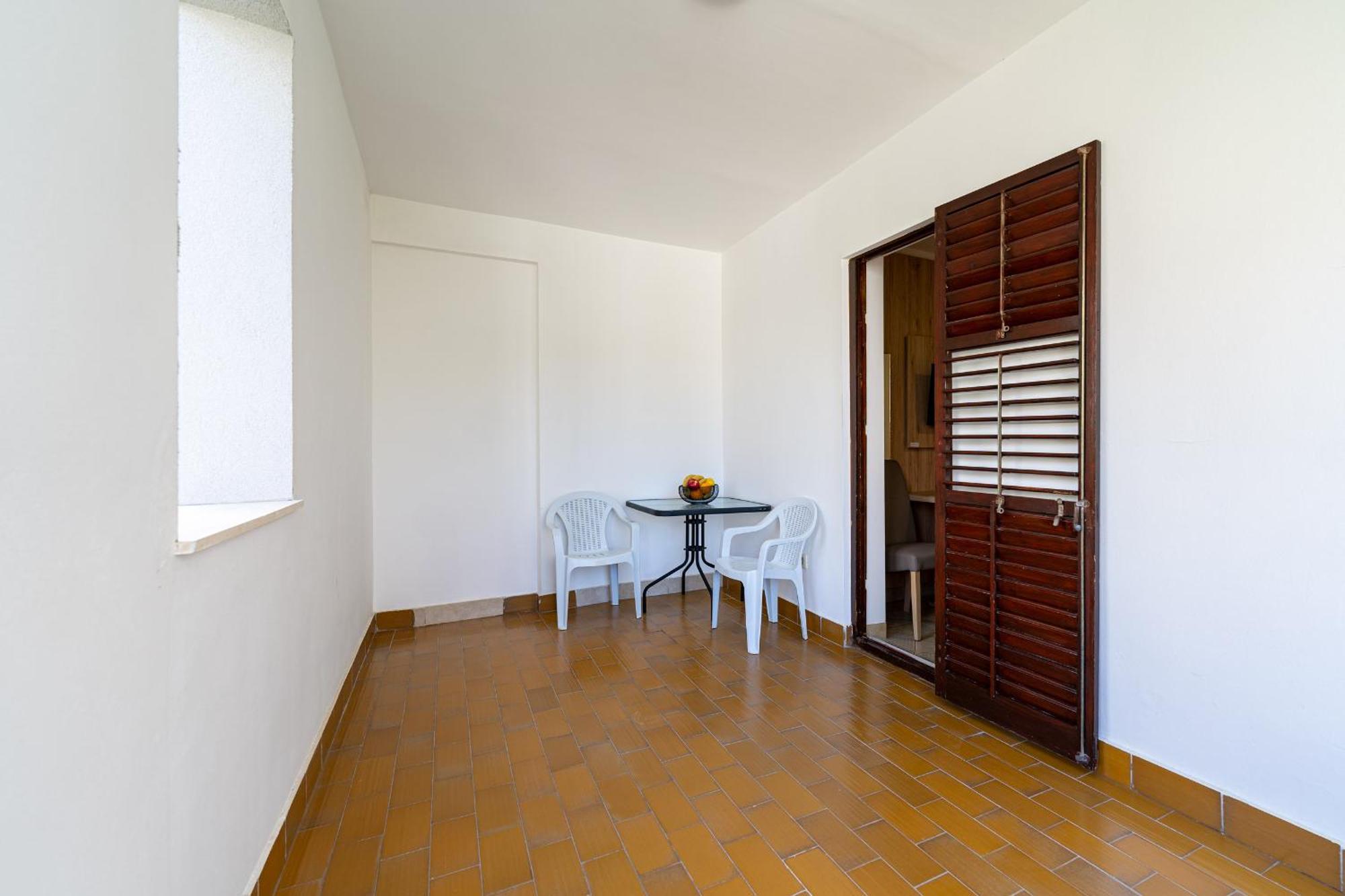 Studio Apartments Marea 2 Budva Rum bild
