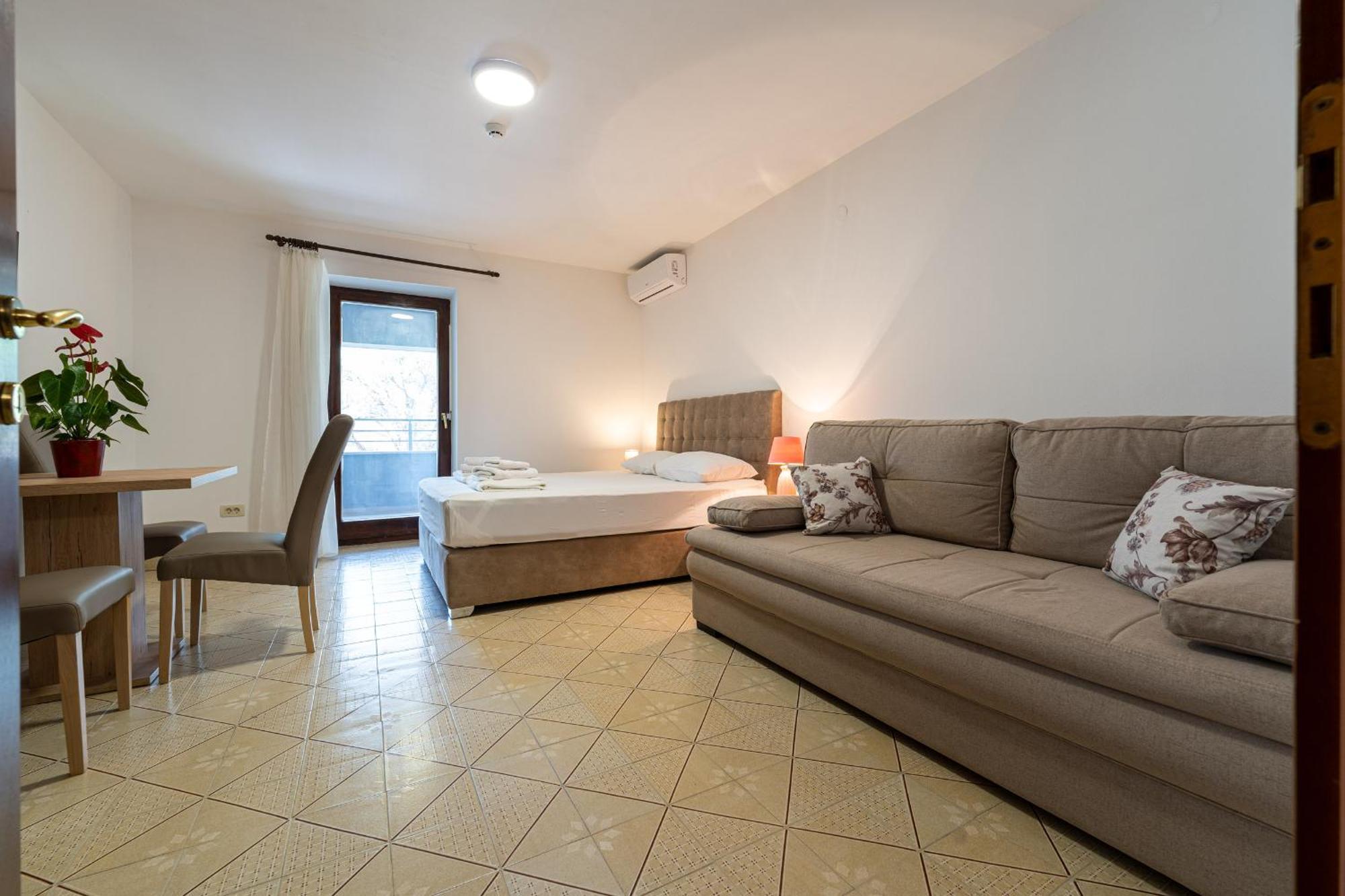 Studio Apartments Marea 2 Budva Rum bild